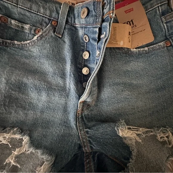 Levi's® Women’s 501 Original High Rise Distressed Hem Cut Off Shorts Size/25 - Picture 9 of 14